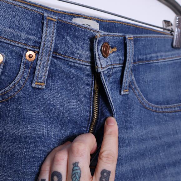 J.CREW Mid-Rise Denim Short Squash Wash Cut Off Light Raw Hem Women's 25 - Picture 8 of 12